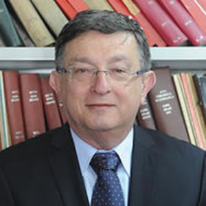 Dr. Gustavo Malinger